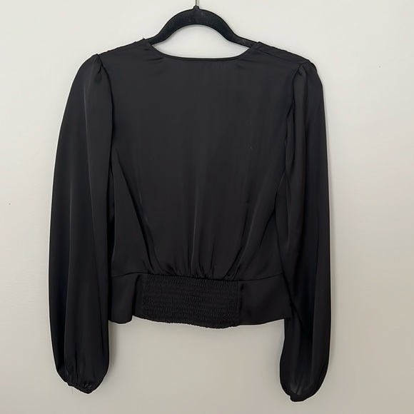 Express black blouse - Picture 3 of 6